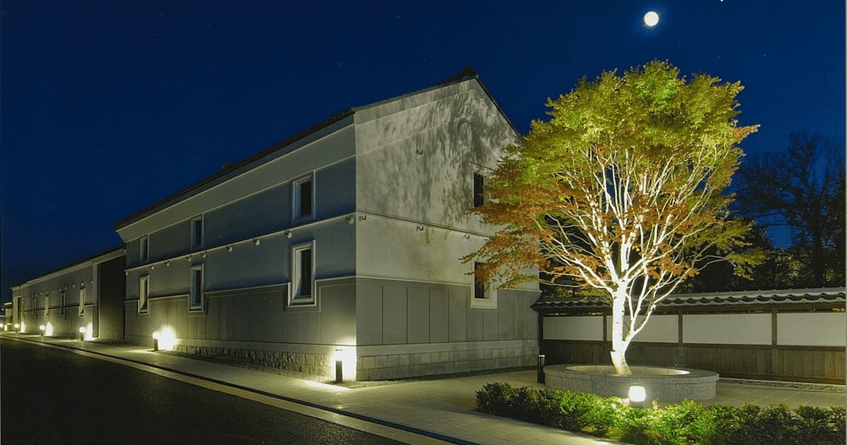 根津記念館の外観